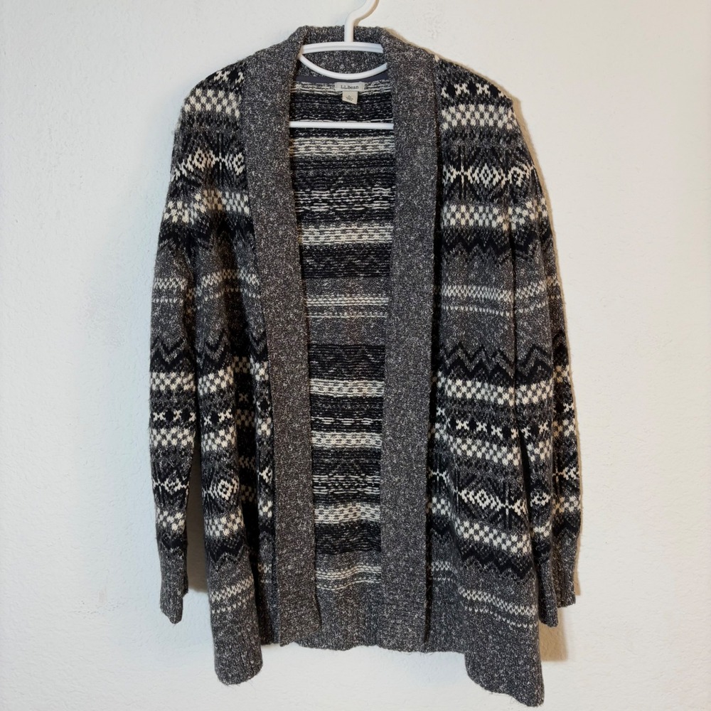 L.L. Bean Fair Isle Cardigan Size Large Gray Black 298292